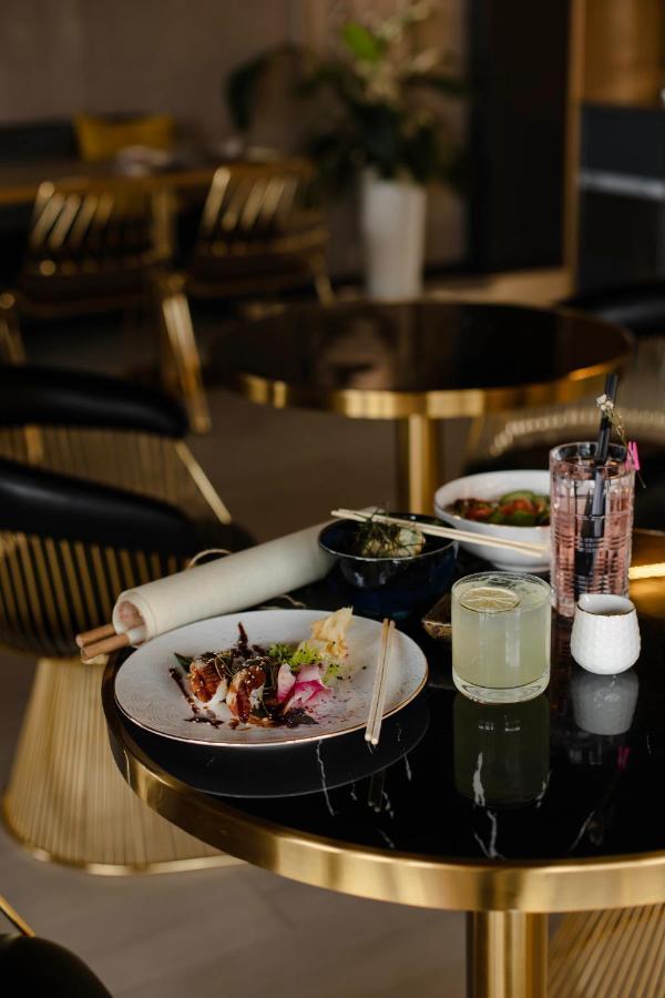 Rivoli Hotel Csernyivci Kültér fotó