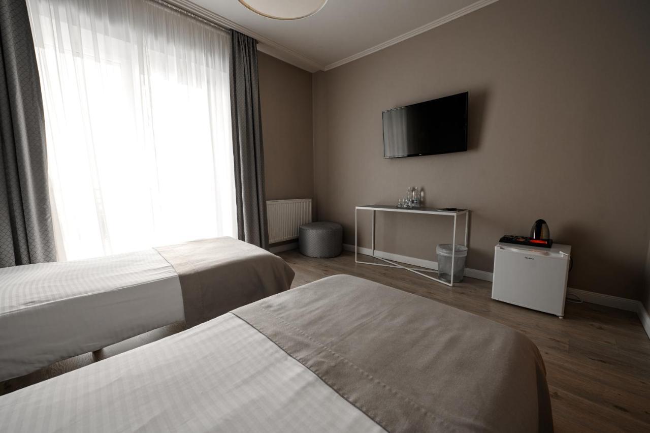 Rivoli Hotel Csernyivci Kültér fotó