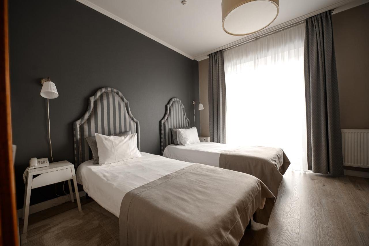 Rivoli Hotel Csernyivci Kültér fotó