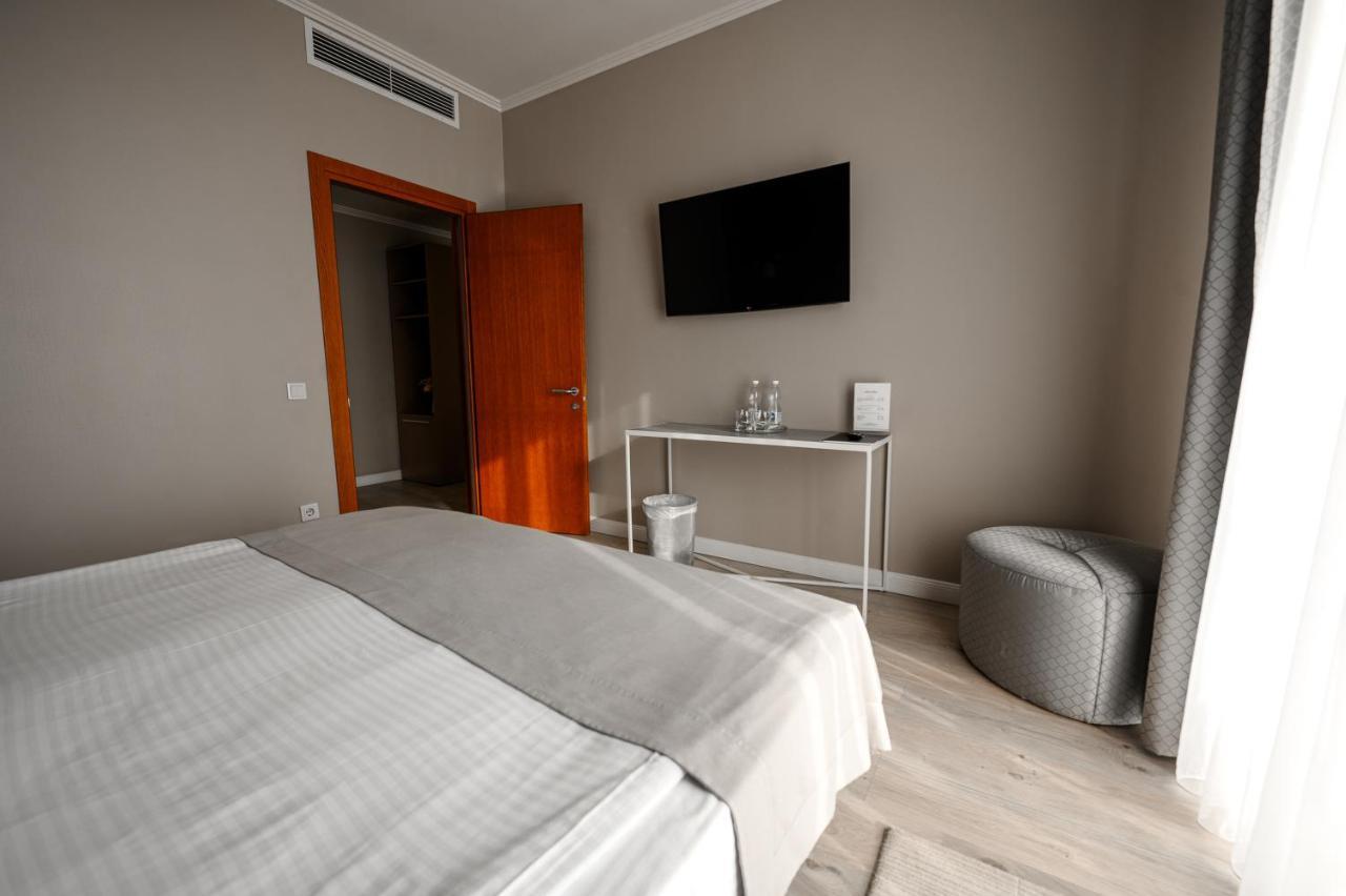 Rivoli Hotel Csernyivci Kültér fotó