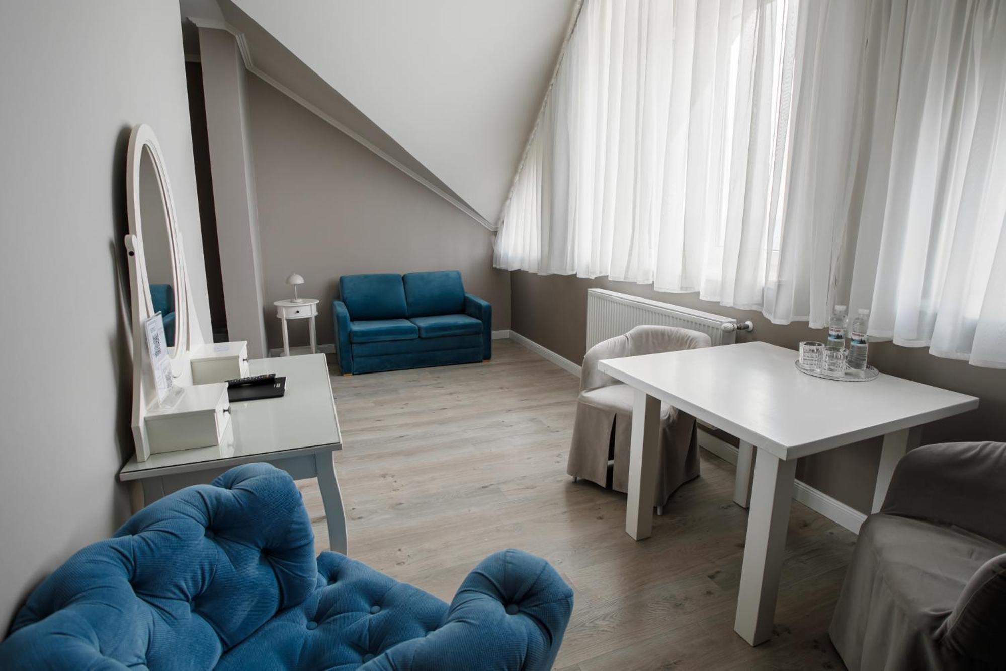 Rivoli Hotel Csernyivci Kültér fotó