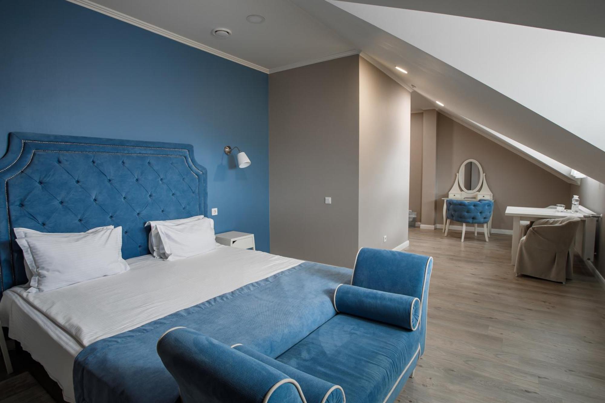 Rivoli Hotel Csernyivci Kültér fotó
