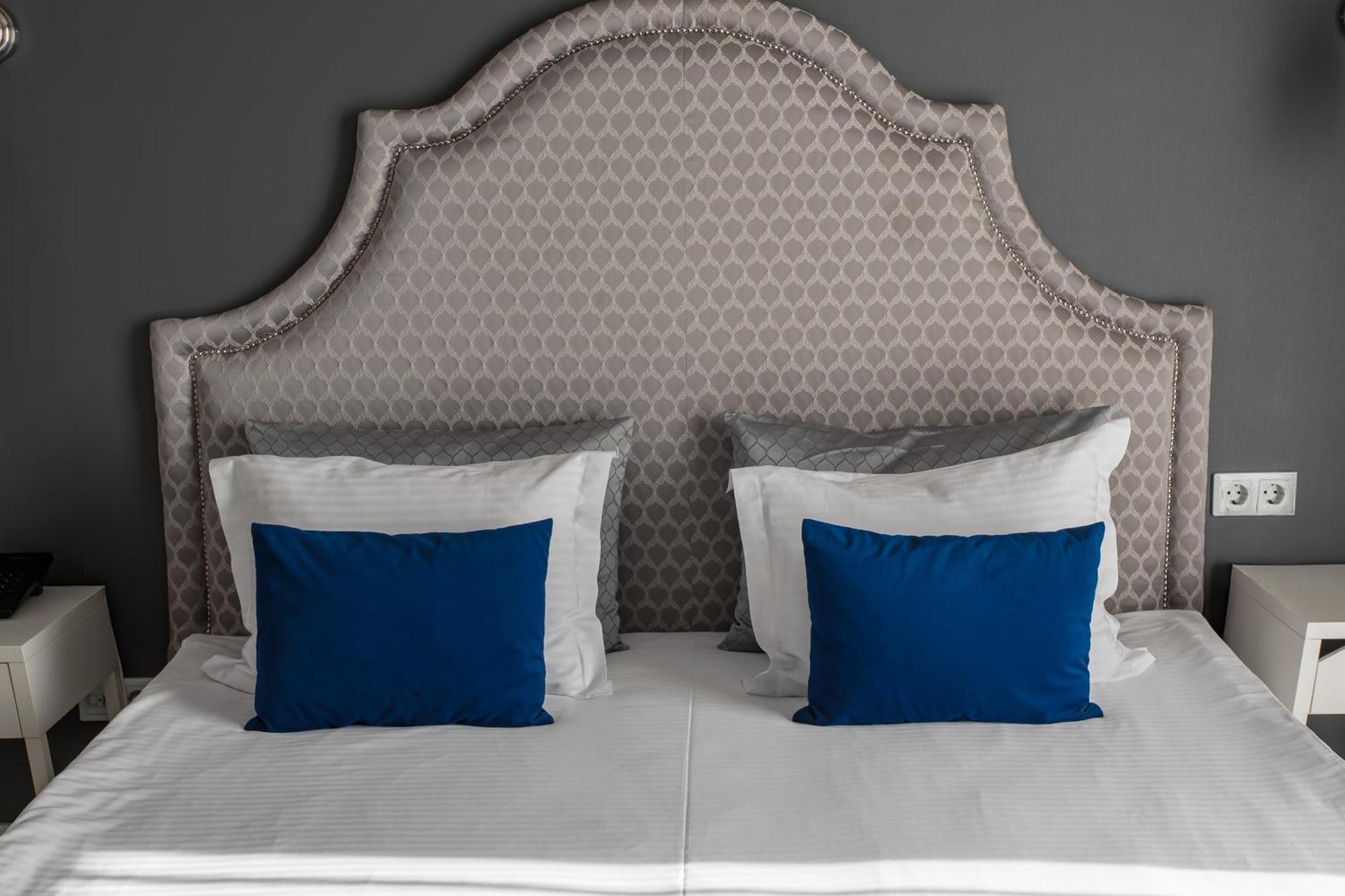 Rivoli Hotel Csernyivci Kültér fotó